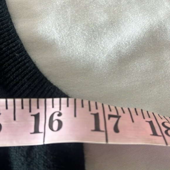 Gap Women’s Black and Purple Argyle Sweater Vest size medium - Picture 7 of 10